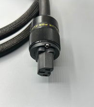 Load image into Gallery viewer, 85055 Gotham Audio-Sonarquest(R) Triple Shielded Edition Amplifier Power Cord-1.5 Meter
