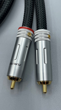 Load image into Gallery viewer, Furutech FA-aS21/FP-160(G) Unbalanced Locking RCA Cable Pair 1.5 Meter
