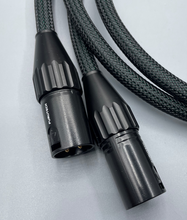 Load image into Gallery viewer, Furutech FA-aS21/FP-701-702(G) Balanced XLR Cable Pair-.5 Meter
